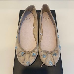 NWOT GAP Ballet Flat  - Sz 6